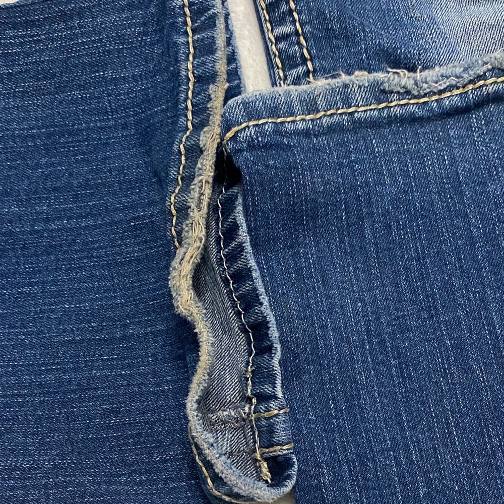 Silver Suki Classic Boot Cut Blue Jeans - Picture 8 of 10